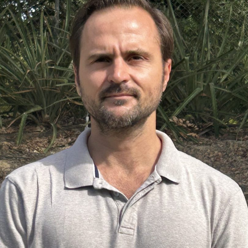Javier Artinano Guzman